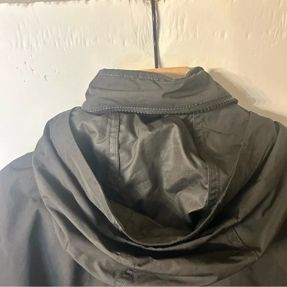 Gap Men’s Outdoor Edition Precision Designed Black Winter Jacket, Size Large - Picture 7 of 11